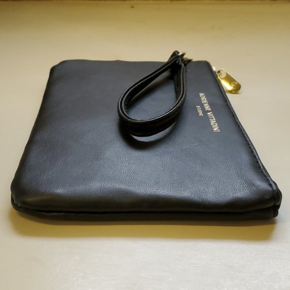 Adrienne Vittadini Charging Wallet Wristlet RFID Protection Black POUCH WOMEN'S - Picture 6 of 12
